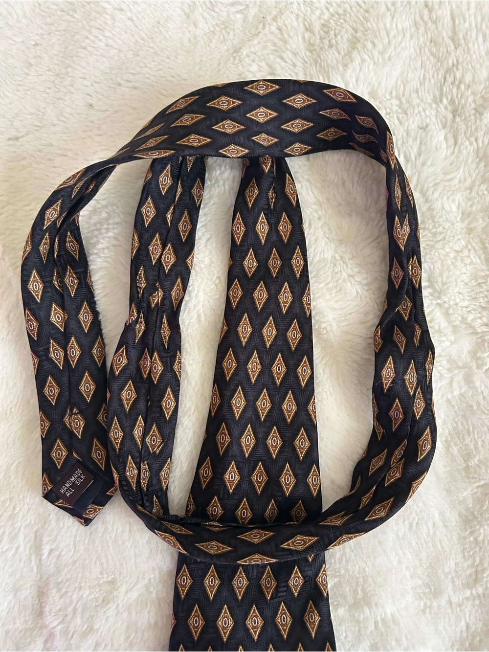Umberto Bossi 100% Silk Tie – Roma Milano – Navy & Gold Geometric - GUC - Picture 7 of 7